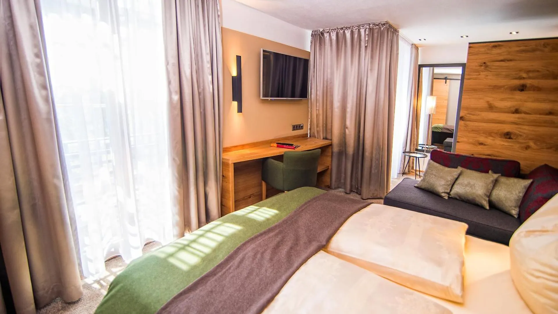 Burg Colmberg Hotel