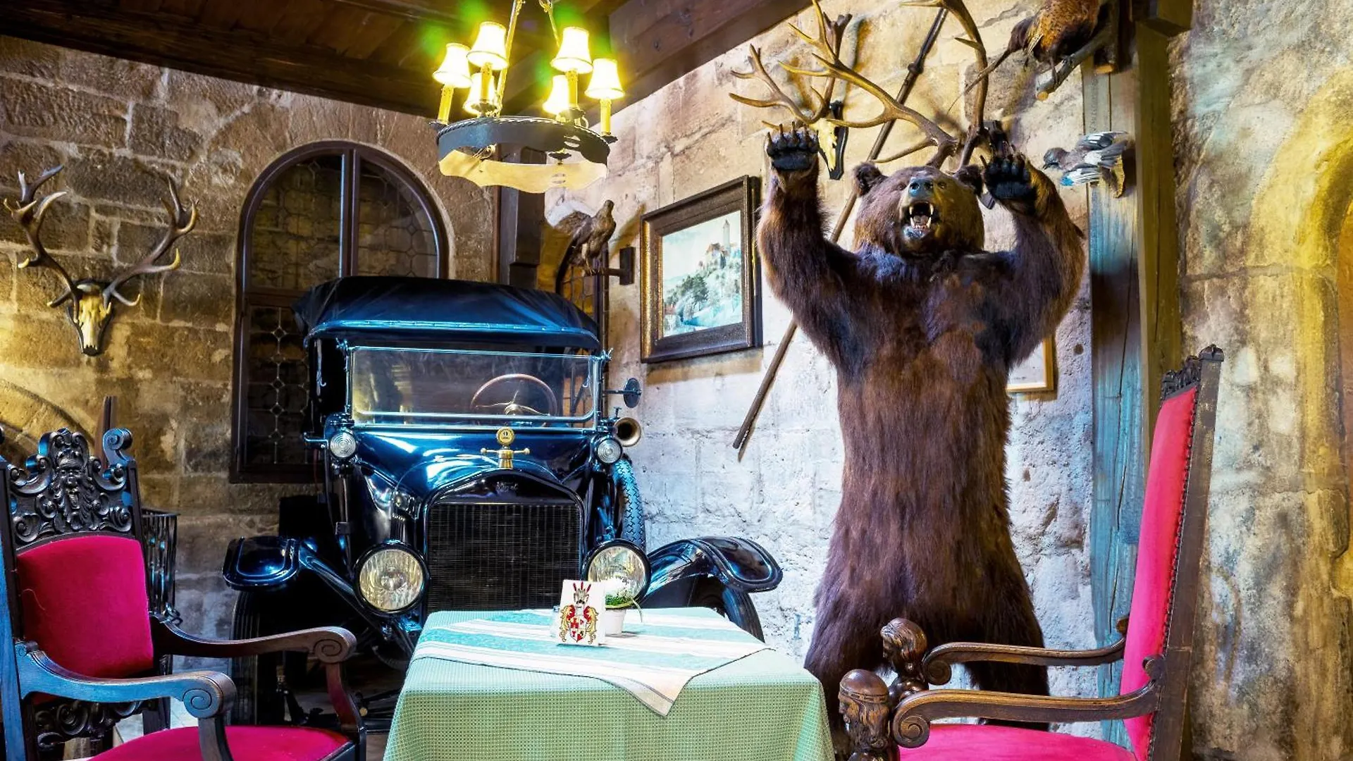 Burg Colmberg Hotel