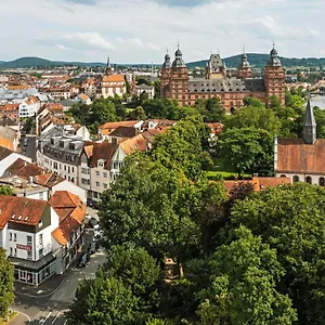 Zum Goldenen Ochsen Am Schlossgarten Hotel