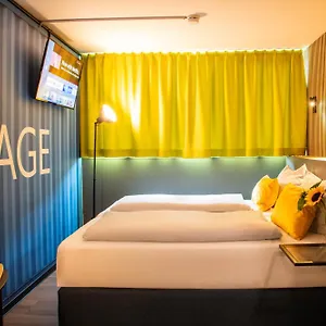 ** Hotel Beevillage Messehotel Hannover Alemania