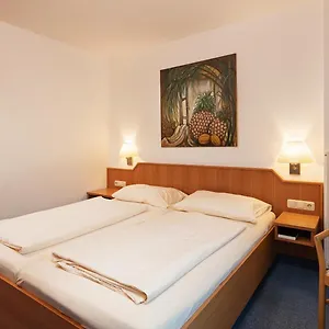 Anker Hotell