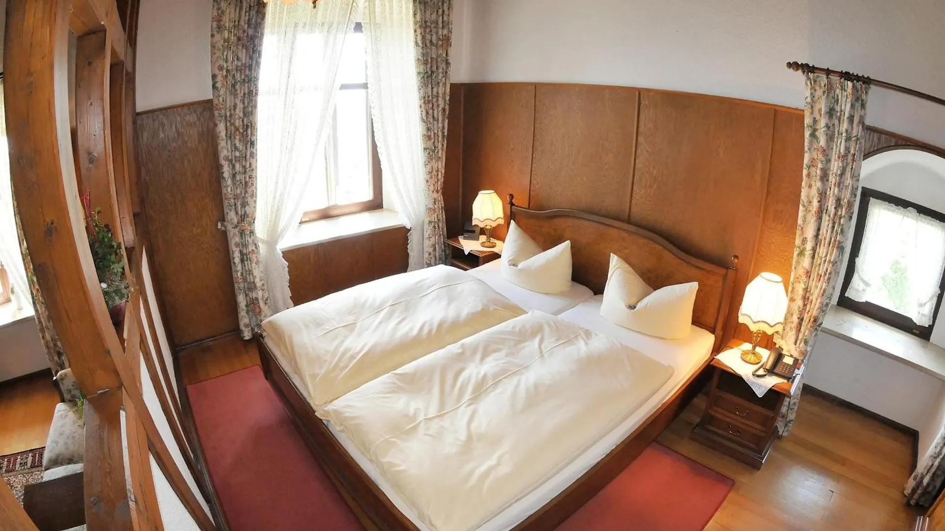 Burg Colmberg Hotel